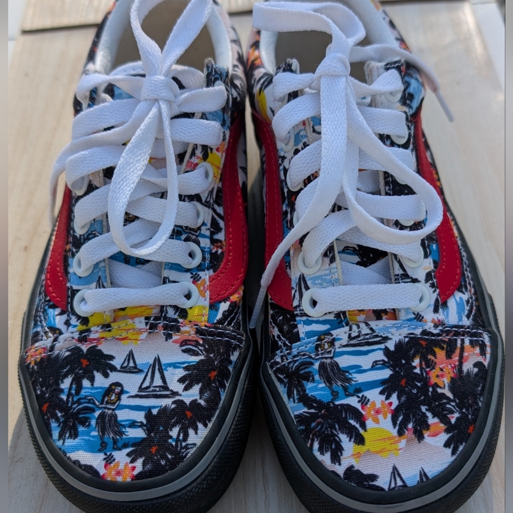 Vans Customs Hawaiian Print Low Top Platform Sneakers